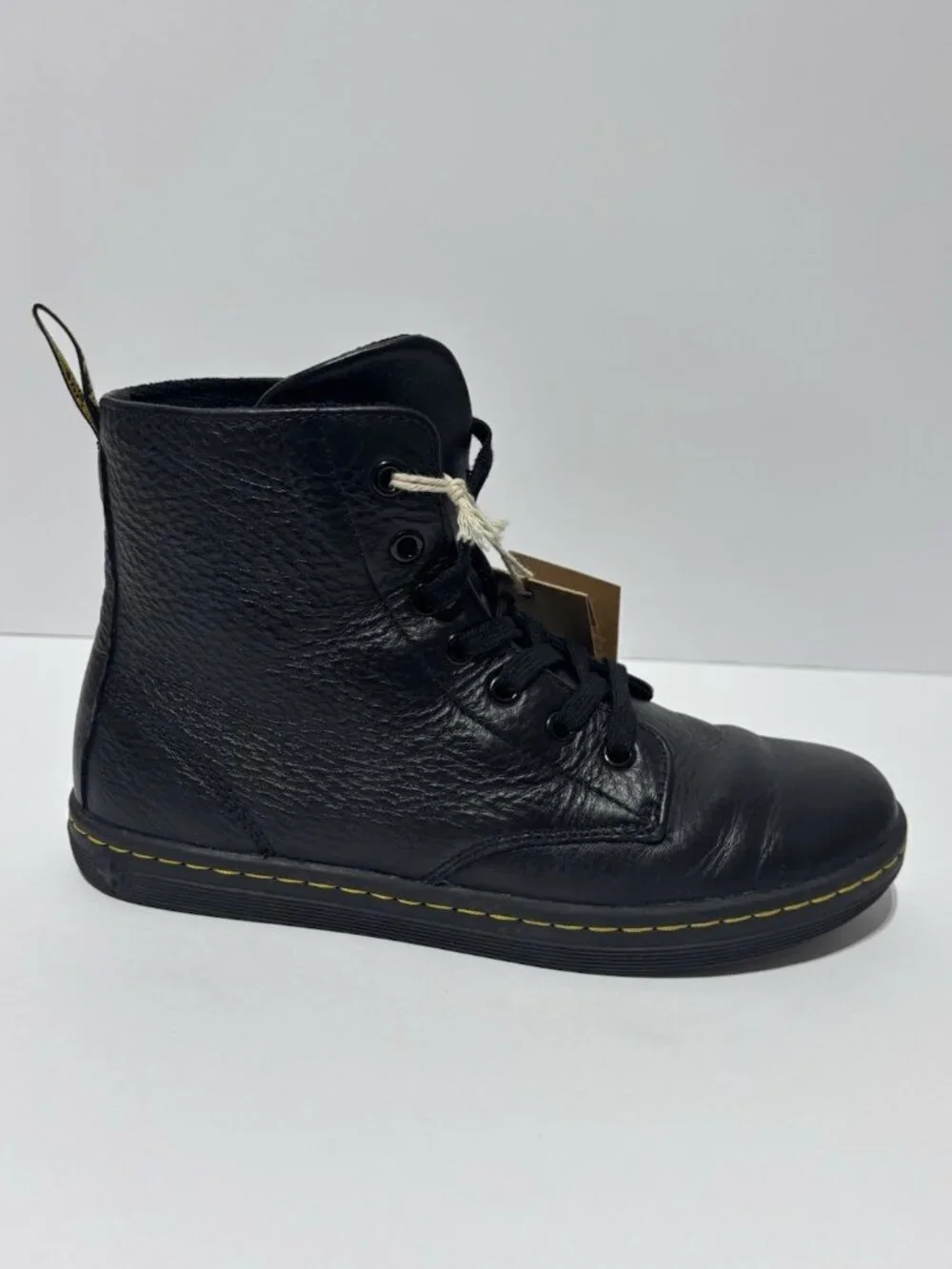 Dr. Martens Women’s Leyton Black Leather Boots, Size 8 M